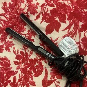 Babyliss Hair Straightener